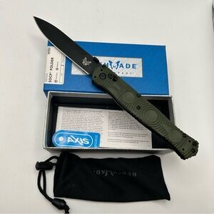 Benchmade SOCP CF Elite. Axis Lock. Discontinued.  Green Handle. NEW IN BOX.